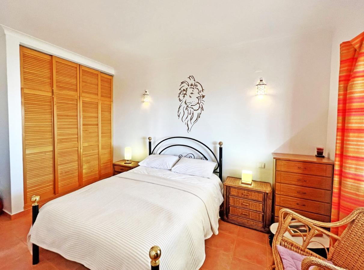 Private Villa Rego With Oceanview And Pool Praia Da Luz Exterior photo